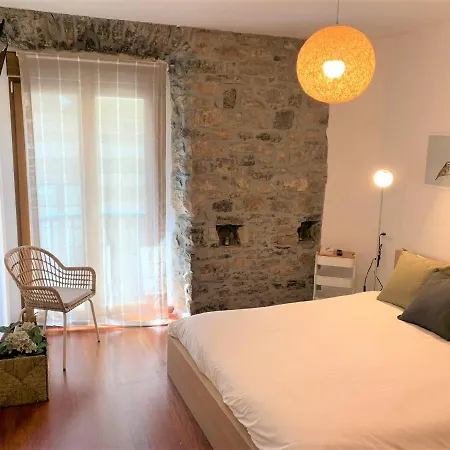 Alola Cimadevilla Apartment