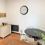 Alola Cimadevilla 아파트