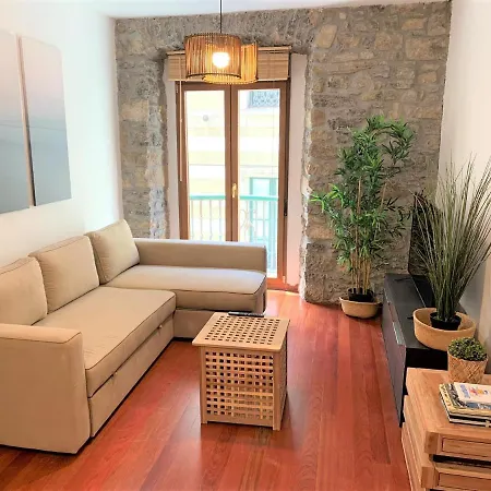 Alola Cimadevilla Apartamento *