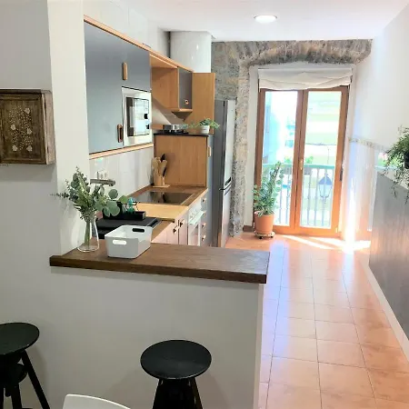 Alola Cimadevilla Apartment Gijon